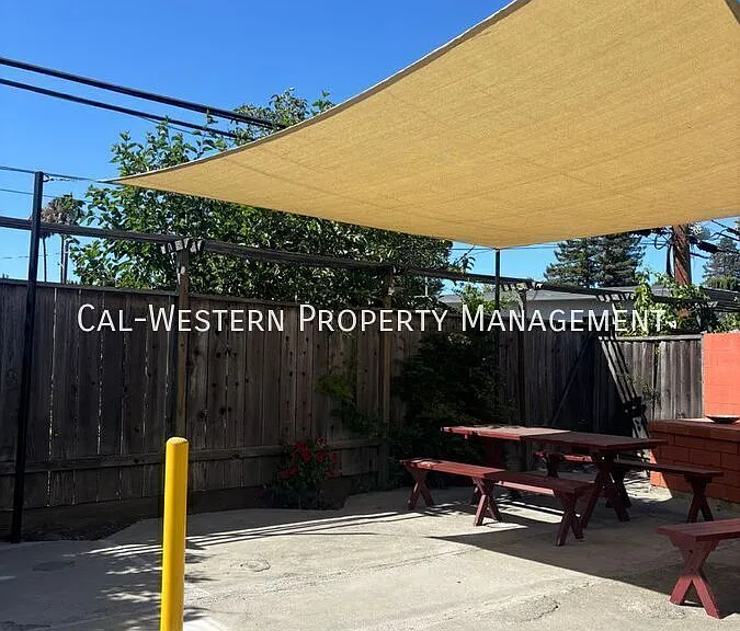 4589 Hamilton Ave #9 — Photo 12