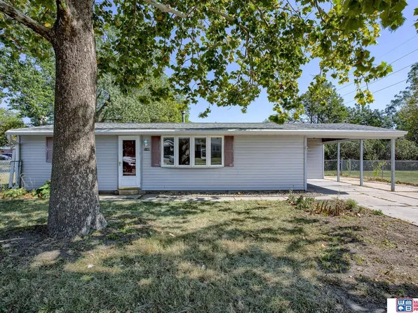 5140 N 73rd St, Lincoln, NE 68507