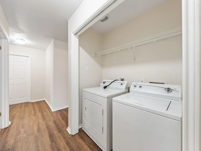 6402 Candleview Ct — Photo 25