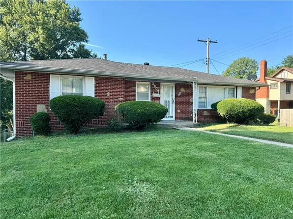 2806 Clay St, Saint Joseph, MO 64501