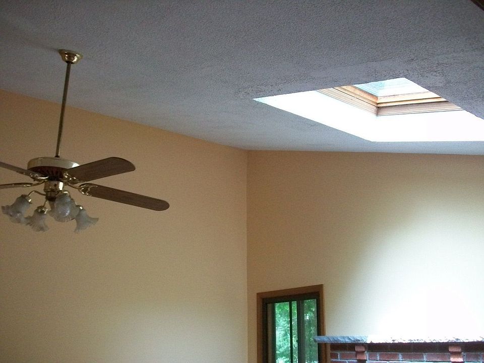 Skylight in Bedroom 3