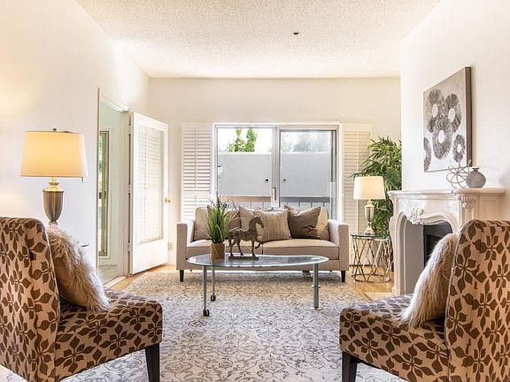 4th image of 50 N San Mateo Dr APT 208