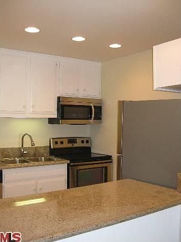 1st image of 906 Camino Real Unit 104