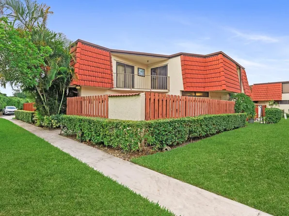 3874 VICTORIA Drive, West Palm Beach, FL 33406