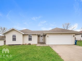 435 N Century Pl, Republic, MO 65738