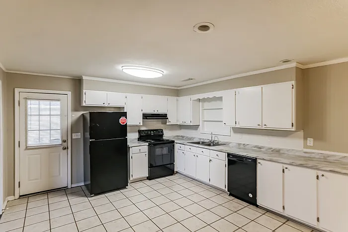4557 45th St E — Photo 5