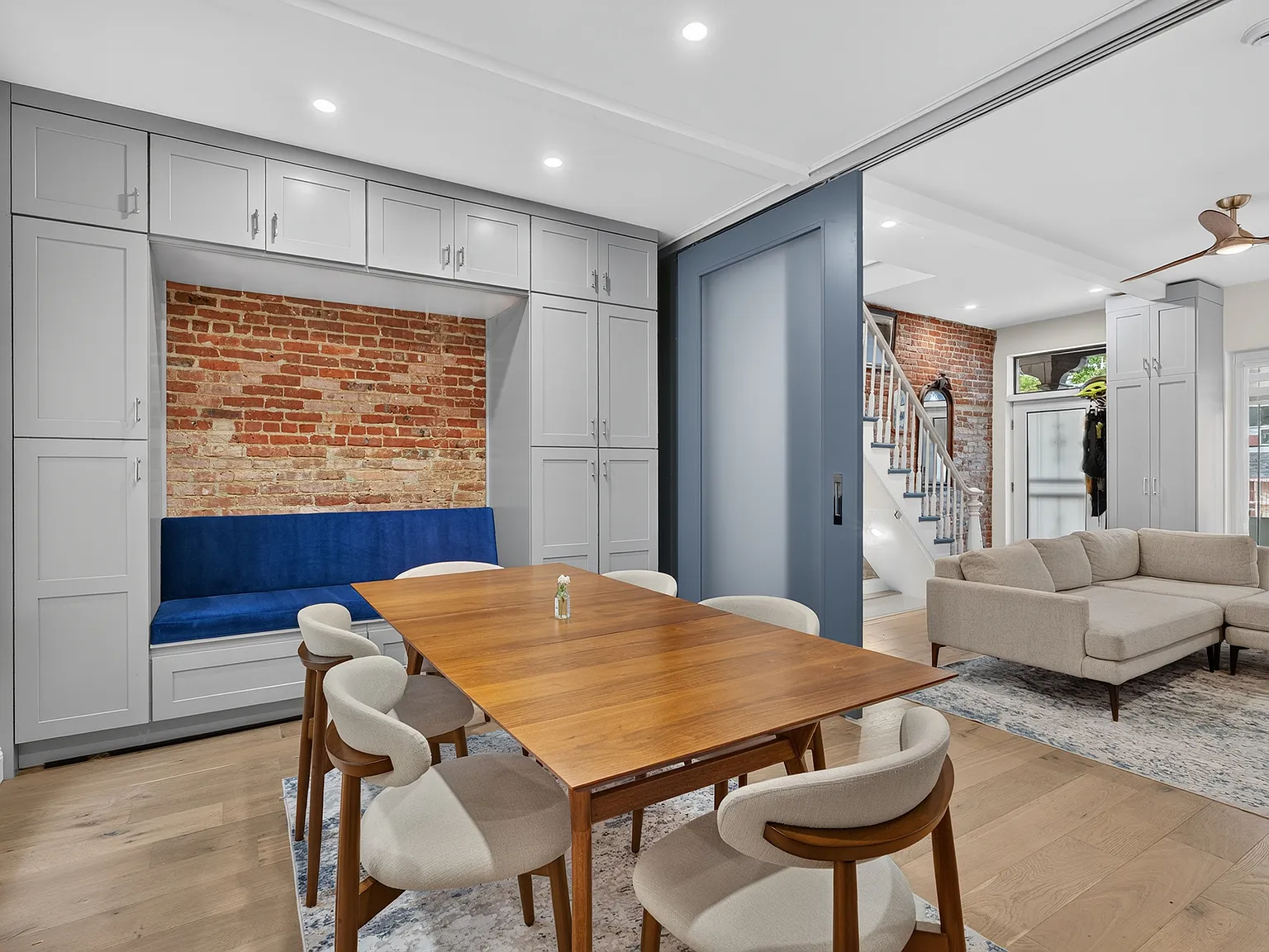1076 Lafayette Avenue — Photo 3