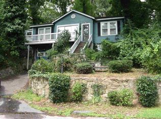 311 E Lakeshore Dr, Landrum, SC 29356