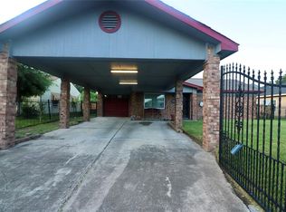 8639 Cowart St, Houston, TX 77029