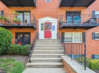 434 N Armistead St APT 304, Alexandria, VA 22312