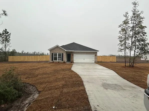 1533 SE Arnold Dr, Allenhurst, GA 31301