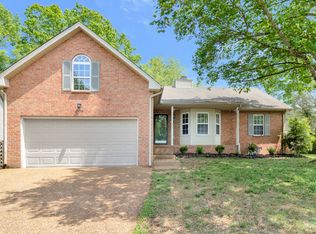 704 Crown Ct, Old Hickory, TN 37138