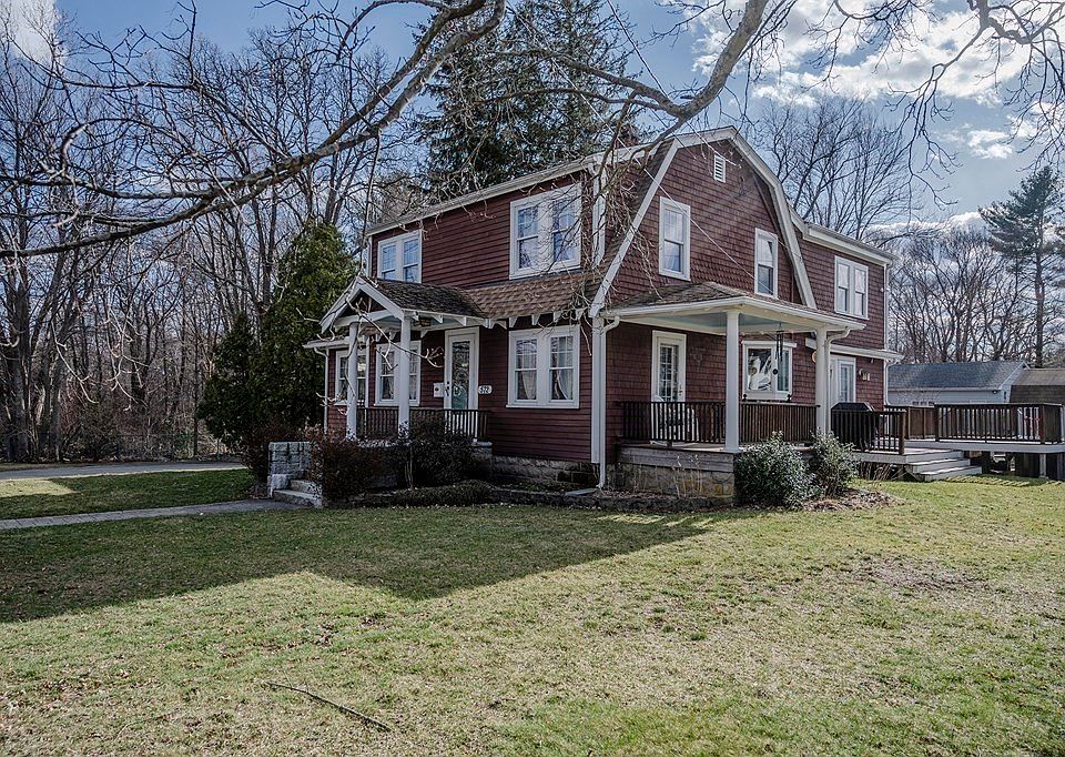 572 Union St, Rockland, MA 02370 Zillow