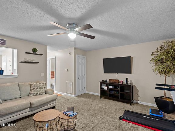 2nd image of 2904 Eastridge Court #B