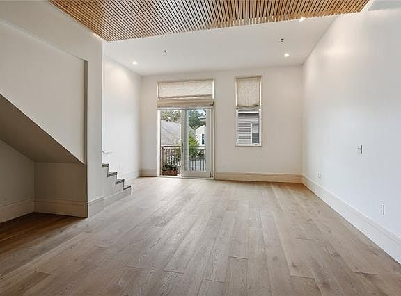 3rd image of 5940 Magazine St APT 202