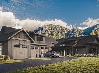 108 Marie Victoria Ct, Sandpoint, ID 83864