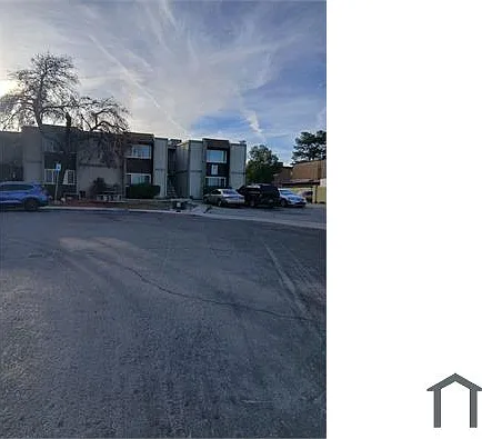 2 bed, 1080 sqft, $1,100 — Photo 2