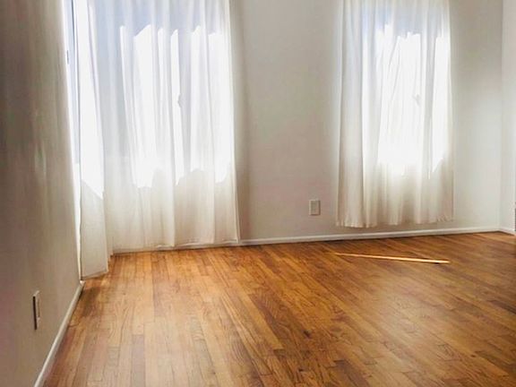 4th image of 113 Clubhouse Ave APT 3