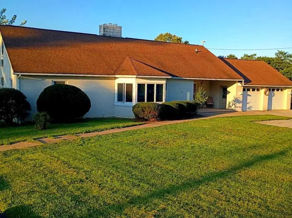 1679 Horseshoe Pike, Glenmoore, PA 19343