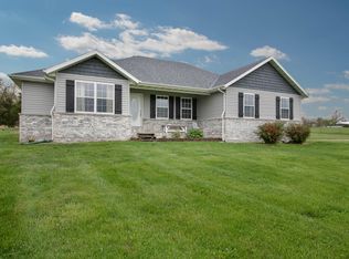 105 Green Acres Dr, Marshfield, MO 65706