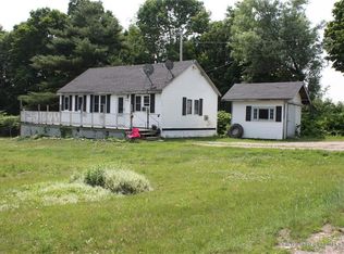 136 Boynton Schoolhouse Rd, Jefferson, ME 04348