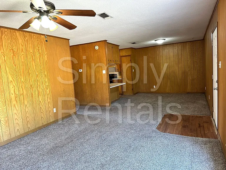 706 S Manson St — Photo 6