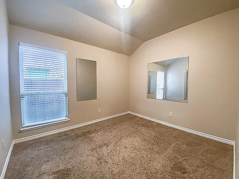 8800 Deadwood Ln — Photo 21