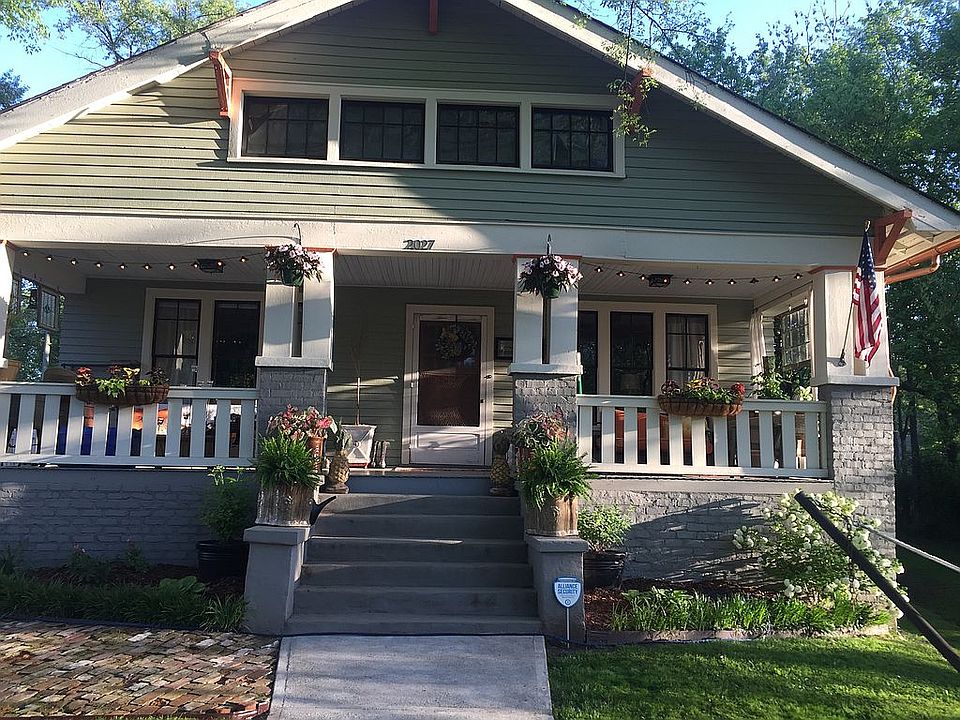 1st image of 2027 Washington Ave