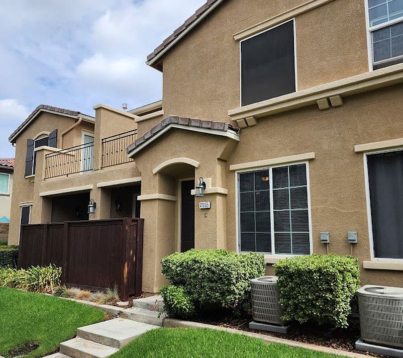1st image of 41865 Davenport Way Unit C