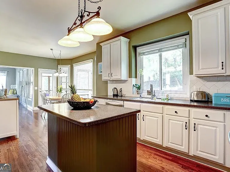 10995 Kimball Crest Dr — Photo 5