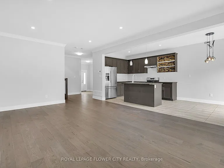 1409 Lawson Rd — Photo 9