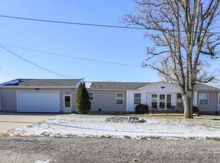 330 N Commercial St, Carson, IA 51525