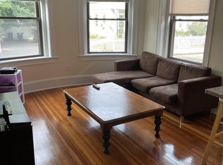 11 Seaverns Ave APT 1F, Jamaica Plain, MA 02130
