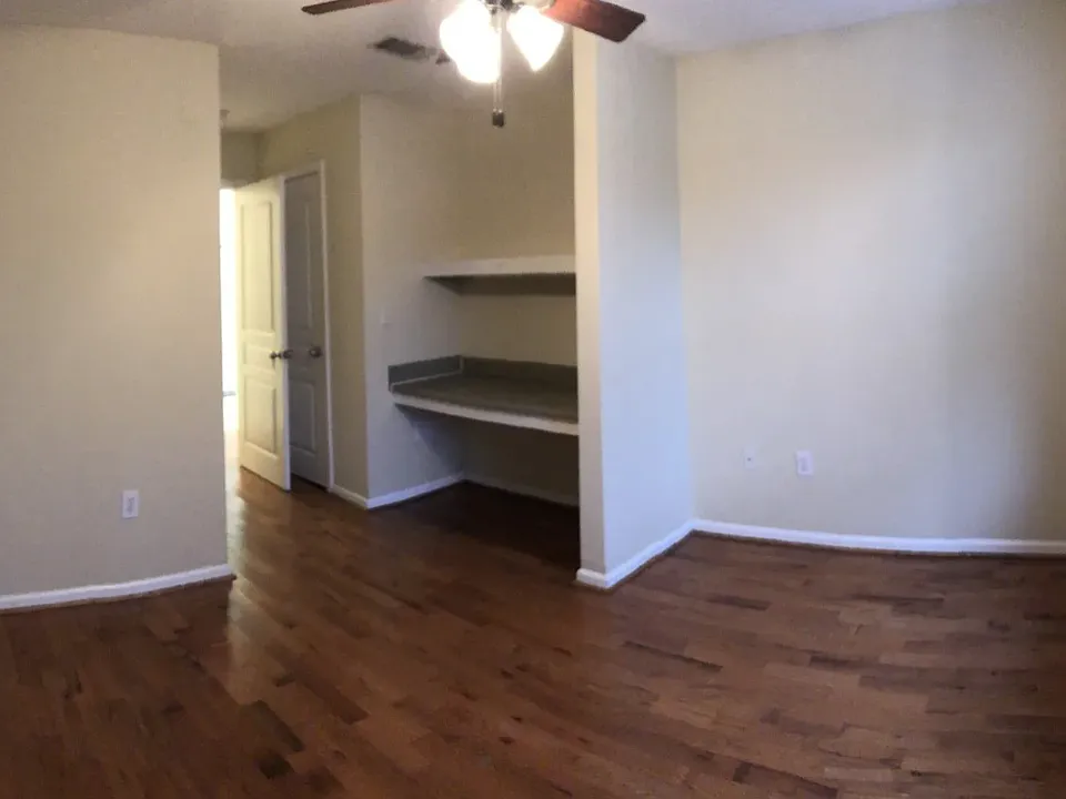 833 Old Greenville Hwy #1021