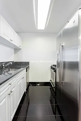 Rented by Mirador Real Estate | media 41