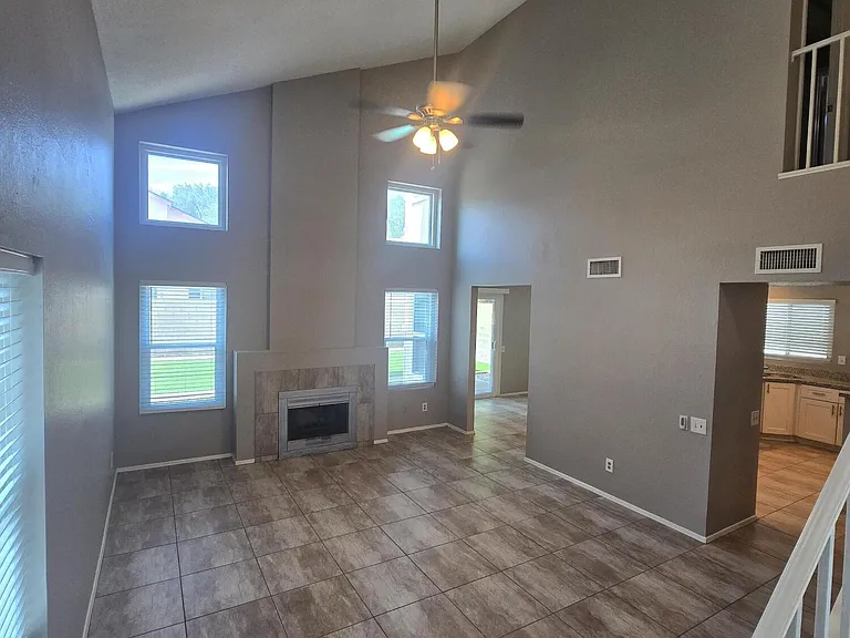 5144 W Boston Way — Photo 2