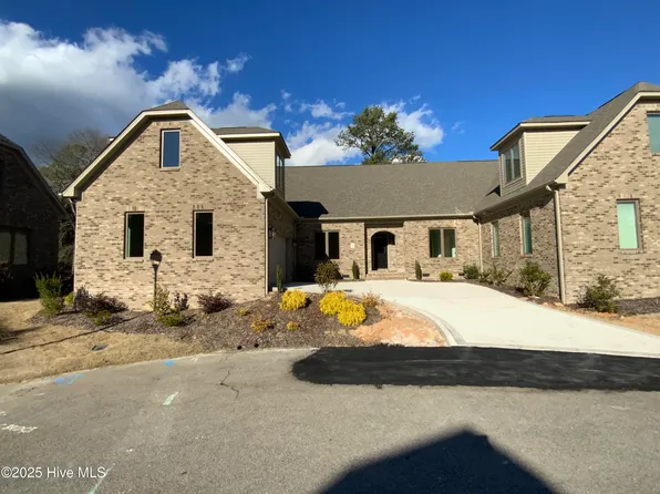 5 Regency Court #11, Pinehurst, NC 28374