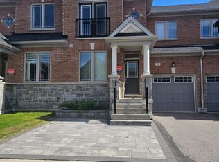 19 Walter English Dr, East Gwillimbury, ON L9N0R8