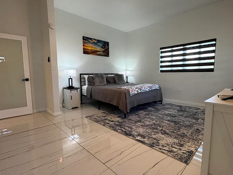 47-H-1 La Grande Princesse Cir — Photo 19