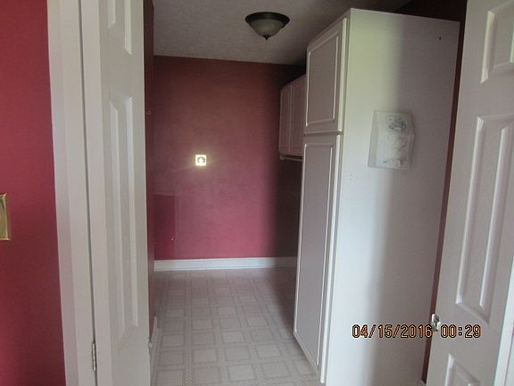 4th image of 805 W Everly Brothers Blvd