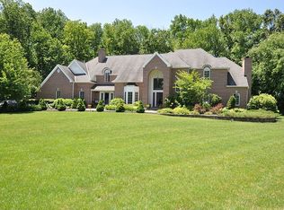 10 Rosewood Ter, Hamilton, NJ 08620