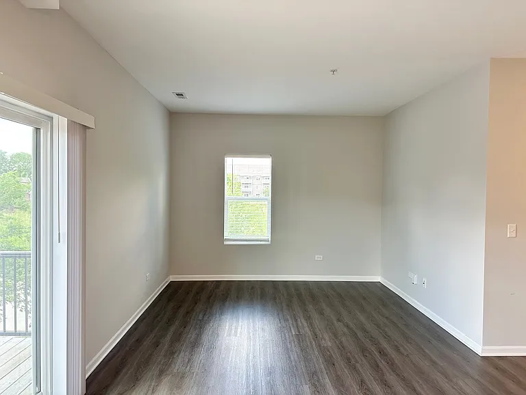 853 E Main St #2F — Photo 5