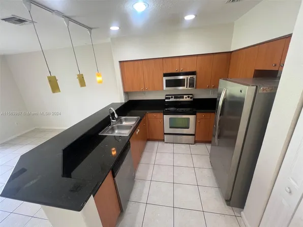 8325 SW 26th St #105, Miramar, FL 33025