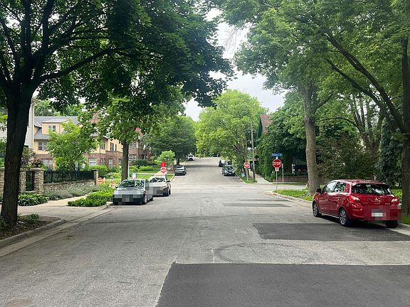 5th image of 1775 Fremont Ave S