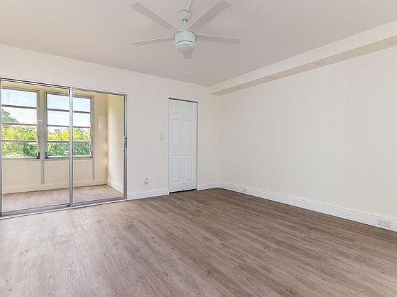 5th image of 2502 Antigua Ter APT H2