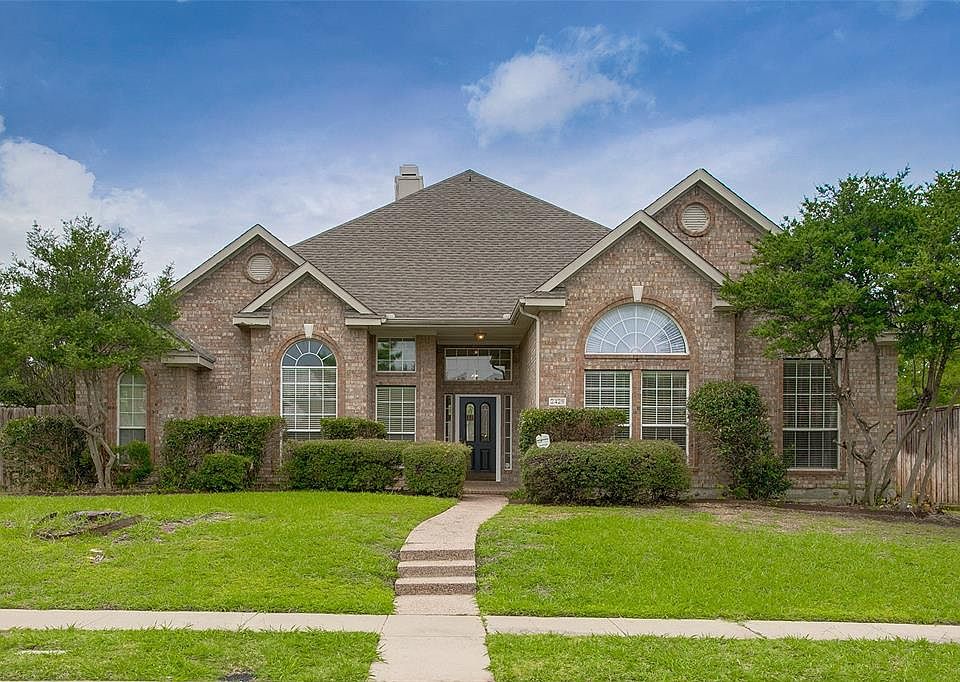 1st image of 2429 Hopkins Dr