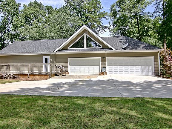 4th image of 618 Golf View Dr
