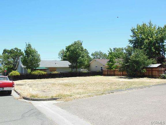 2nd image of 135 Island View Dr