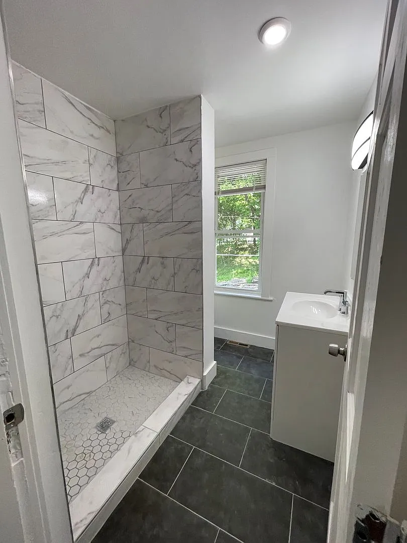 830 Montclair Avenue — Photo 4