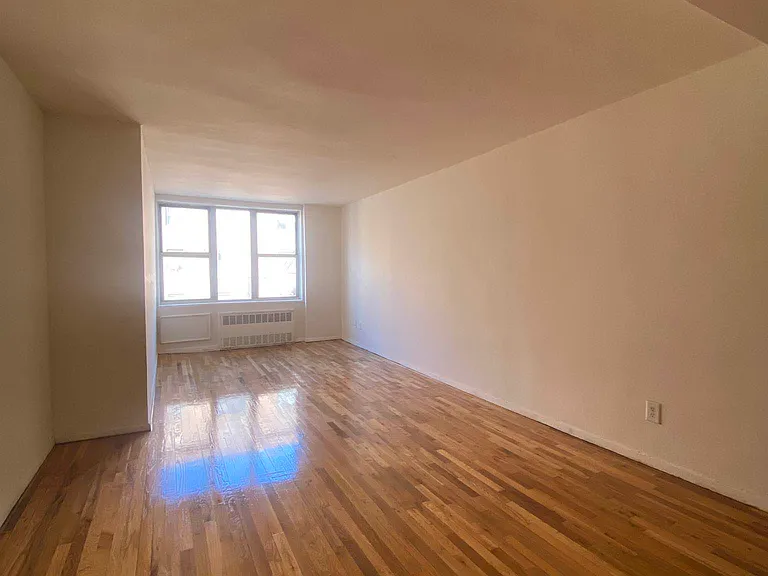 94-10 60th Ave #4B — Photo 1